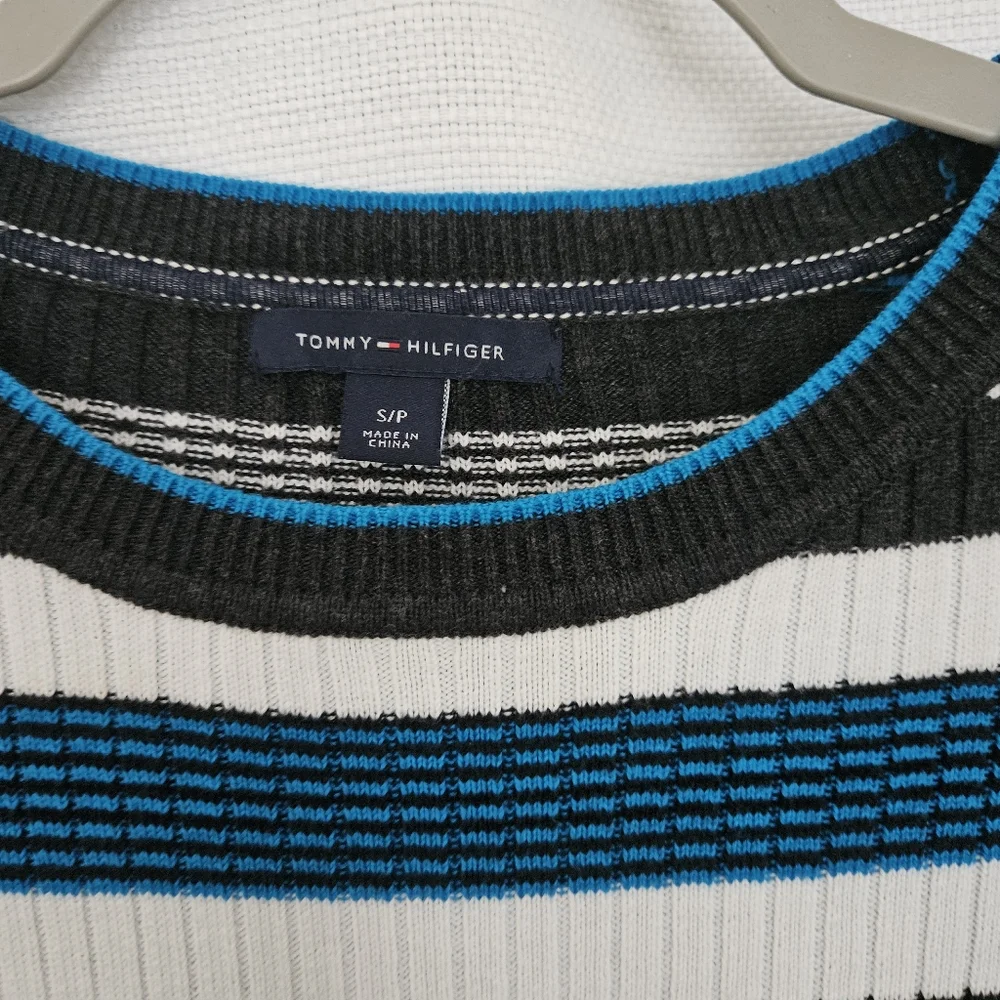 Striped Knit Top‎ Short Sleeve Sweater Size Small